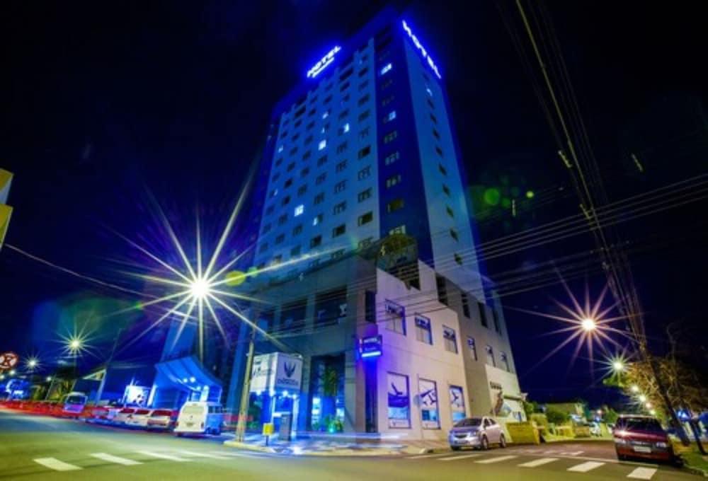 Hotel Executive Arapongas Exteriér fotografie